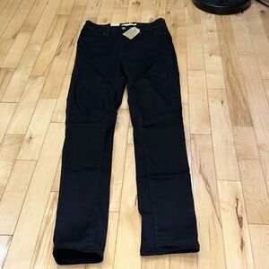 NWT Levi’s Black High Rise Skinny Jeans